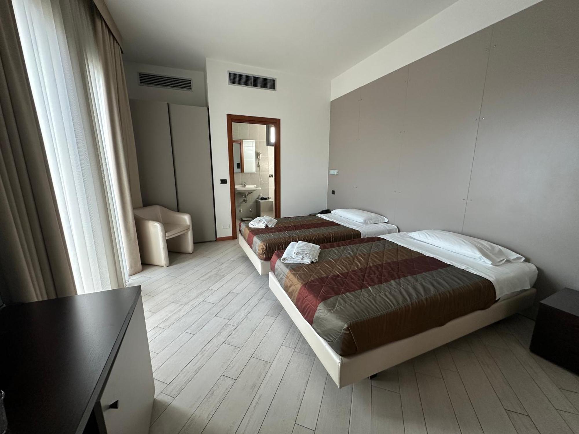 Hotel San Clemente Santarcangelo di Romagna Bagian luar foto