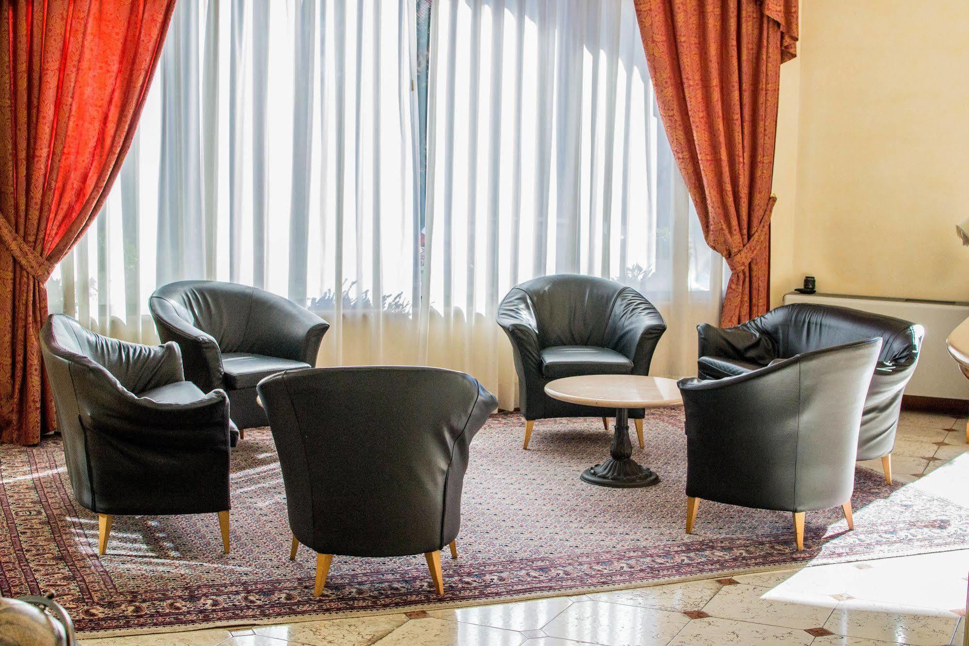 Hotel San Clemente Santarcangelo di Romagna Bagian luar foto